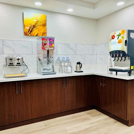 Comfort Inn & Suites Houston I-10 West Energy Corridor Extérieur photo