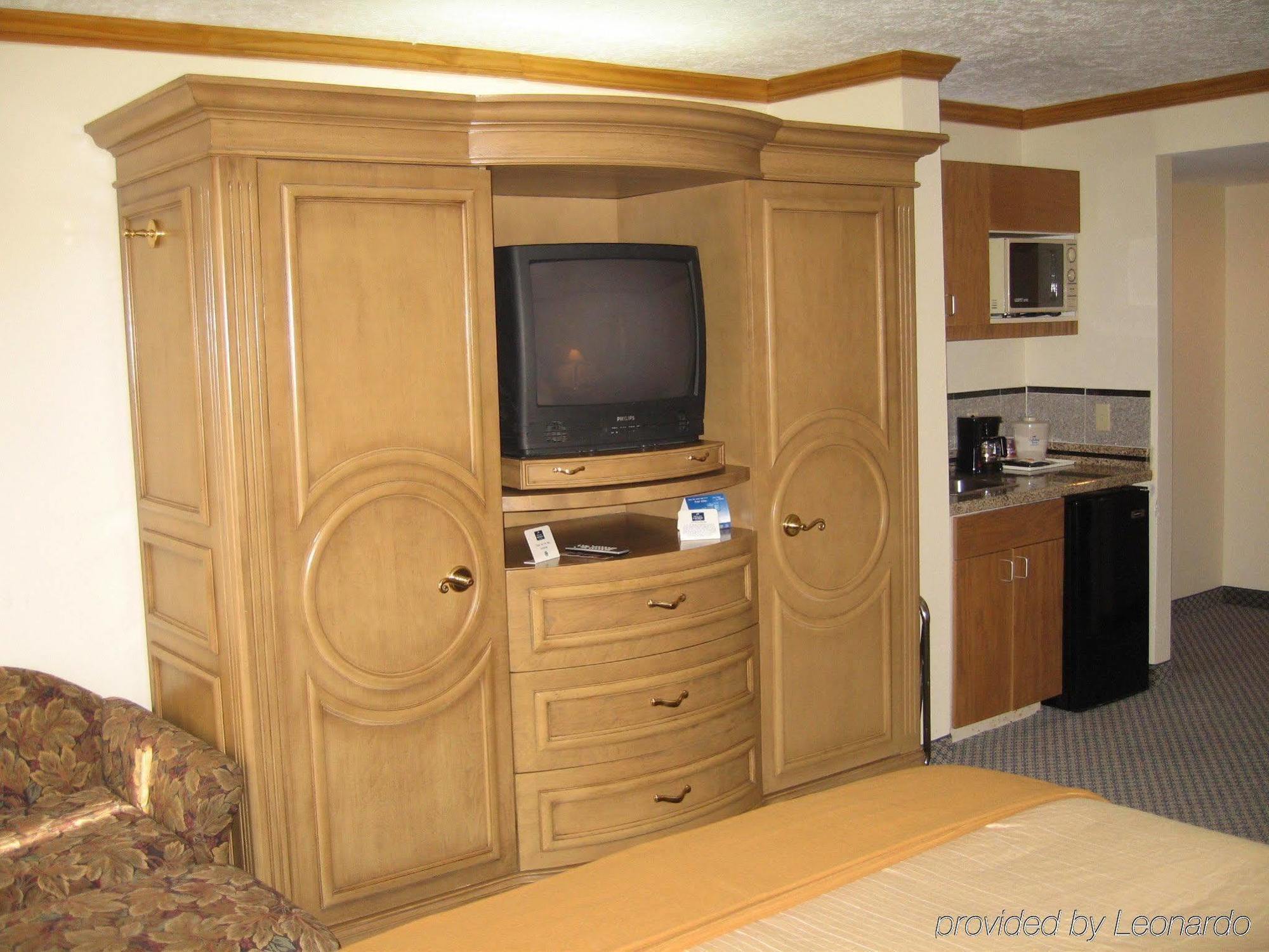 Comfort Inn & Suites Houston I-10 West Energy Corridor Chambre photo